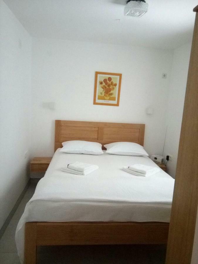 Neca Apartament *